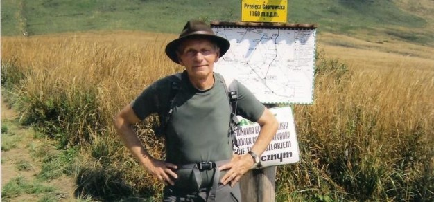80-letni Czesław Szindler najbardziej ukochał Bieszczady. Tutaj na przełęczy Goprowskiej.