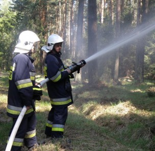Ćwiczenia strażaków-ochotników