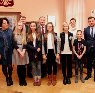 Nominowani do nagrody „Karol 2015” z wizytą u starosty pszczyńskiego