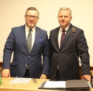 Pierwsza sesja Rady Miejskiej: Leszek Szczotka ponownie przewodniczącym
