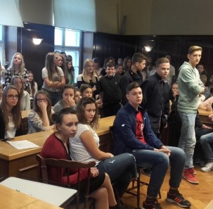 Gimnazjaliści z Pszczyny do minister: gimnazja są ok!