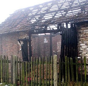 Pożar 100- letniej stodoły w Jankowicach