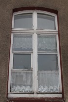 Okna w przedszkolu w Studzionce oraz plac zabaw