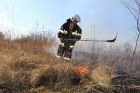 Pożar trawy w Woli, 8 marca 2015 r. (fot. OSP Wola)