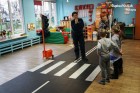 Policjanci u przedszkolaków (fot. KPP Pszczyna)