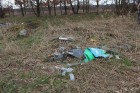 Śmieci w okolicy ul. Starorzecznej w Gilowicach i Woli