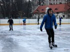Pierwszy dzień na lodowisku w tym sezonie (fot. Natalia Modrzewska)