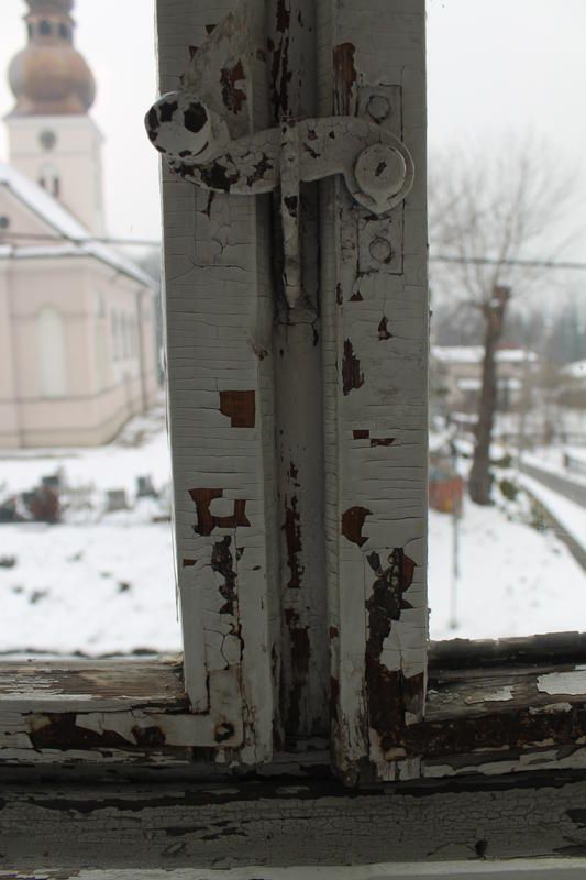 Okna w przedszkolu w Studzionce.