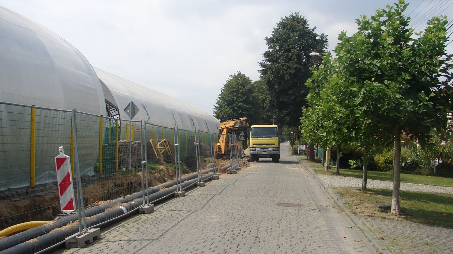 Modernizacja sieci ciepłowniczej w sołectwie Pawłowice: przerwy w dostawie ciepłej wody