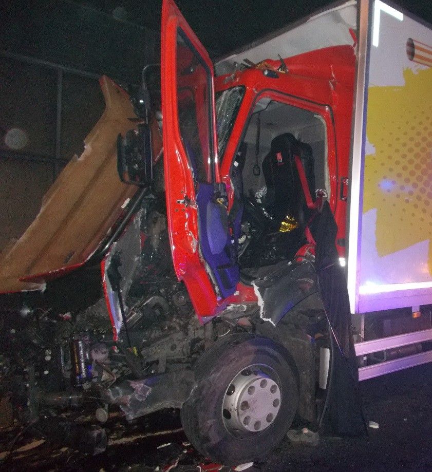 Tragiczny wypadek na DK-1 w Pszczynie. Nie żyje kierowca ciężarówki
