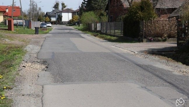 Ponad 4,5 mln zł na przebudowę drogi z Poręby do Radostowic