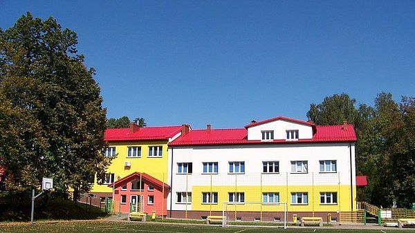 Dalsza przebudowa szkoły w Golasowicach