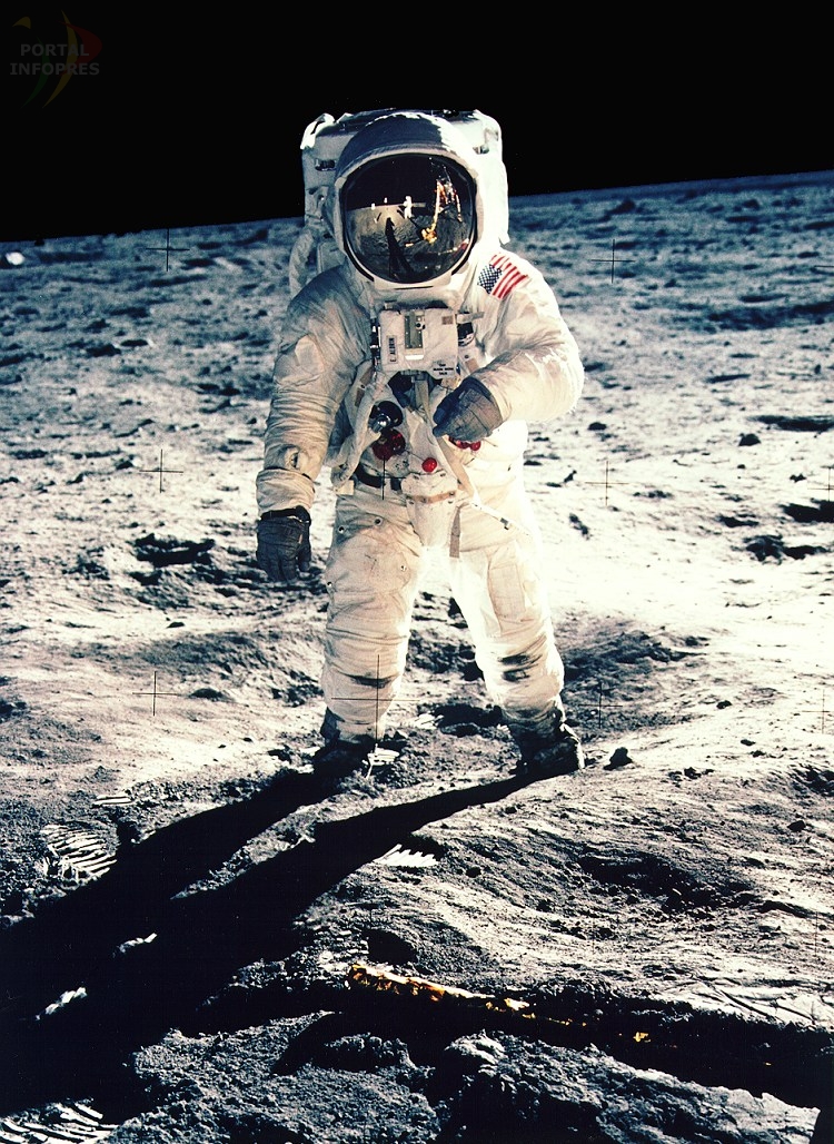 Pierwszy człowiek na księżycu