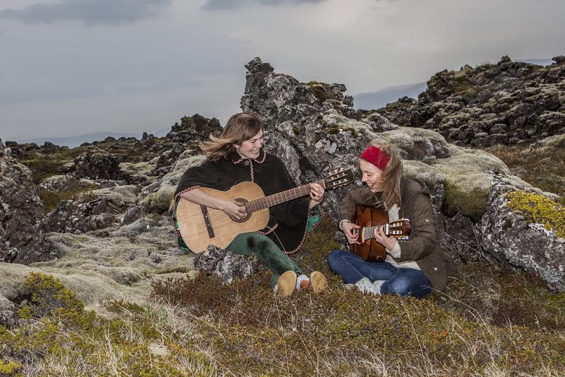 Brynja i Ósk - uroczy duet z Islandii w Bugsy
